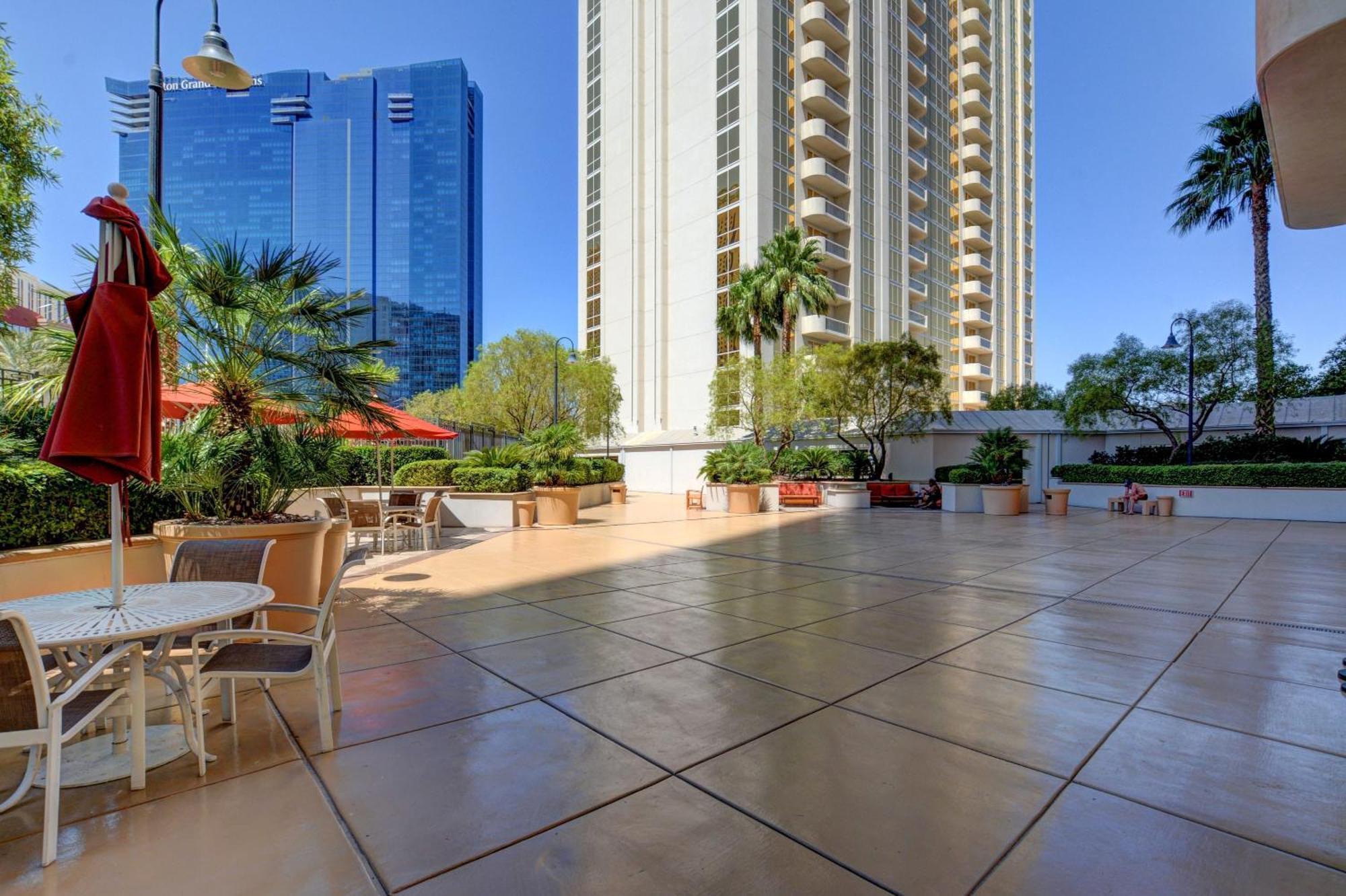 Mgm Signature-06-714 1Br 2Ba Balcony Suite Лас-Вегас Экстерьер фото